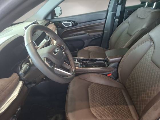 JEEP COMMANDER 1.3 T270 TURBO FLEX OVERLAND AT6 JEEP COMMANDER 1.3 T270 TURBO FLEX OVERLAND AT6